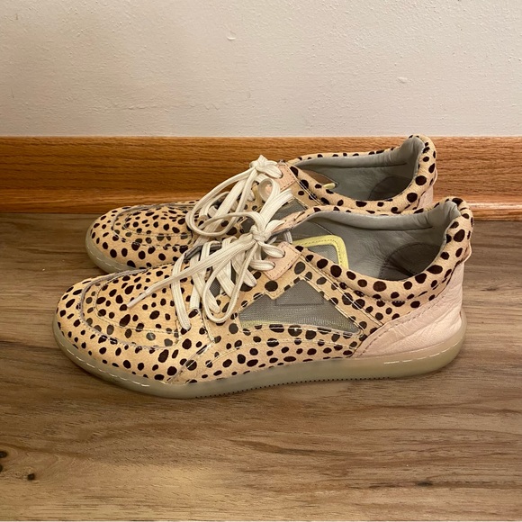 Dolce Vita leopard print sneakers size 8.5 - Picture 6 of 8